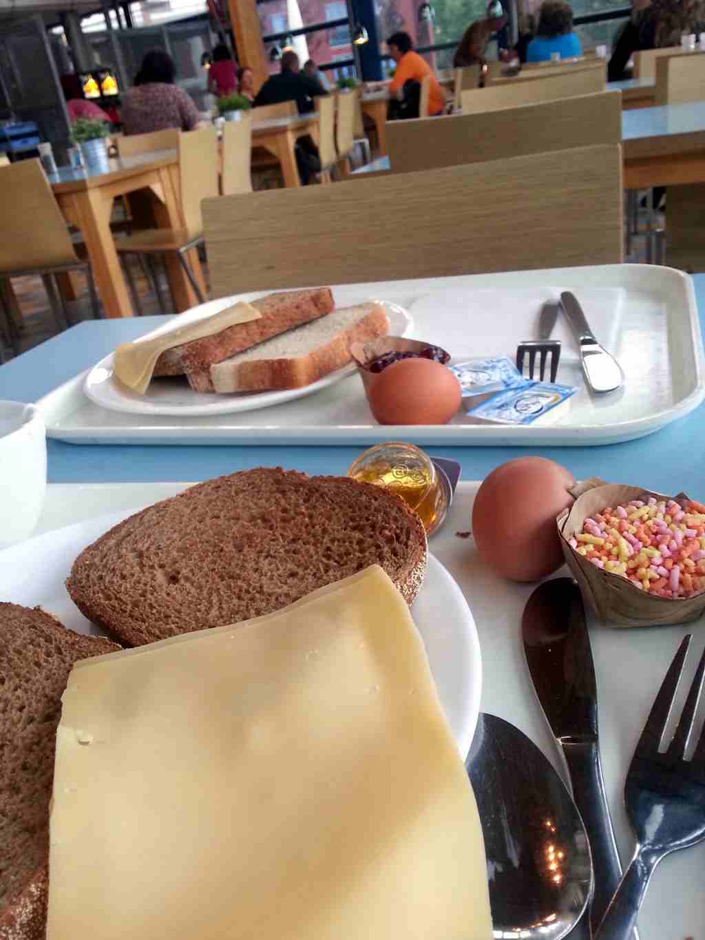 Hostel on Texel - breakfast