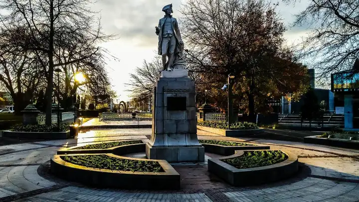 Statue of James Cook in Christchurch
