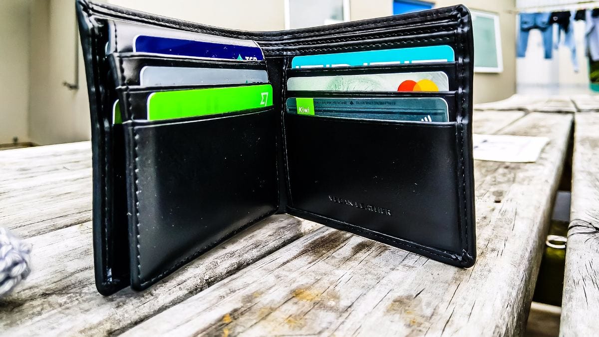 Using debit or credit card on your trip