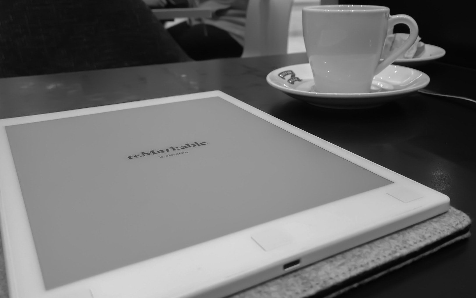 Meeting with coffee and reMarkable