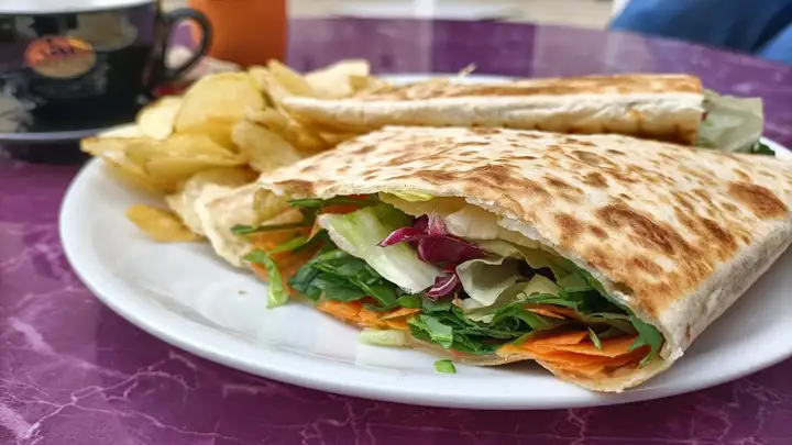 Vegetarian piadina in Malta - food