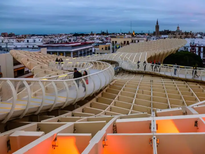 Walking on top of Sevilla Setas