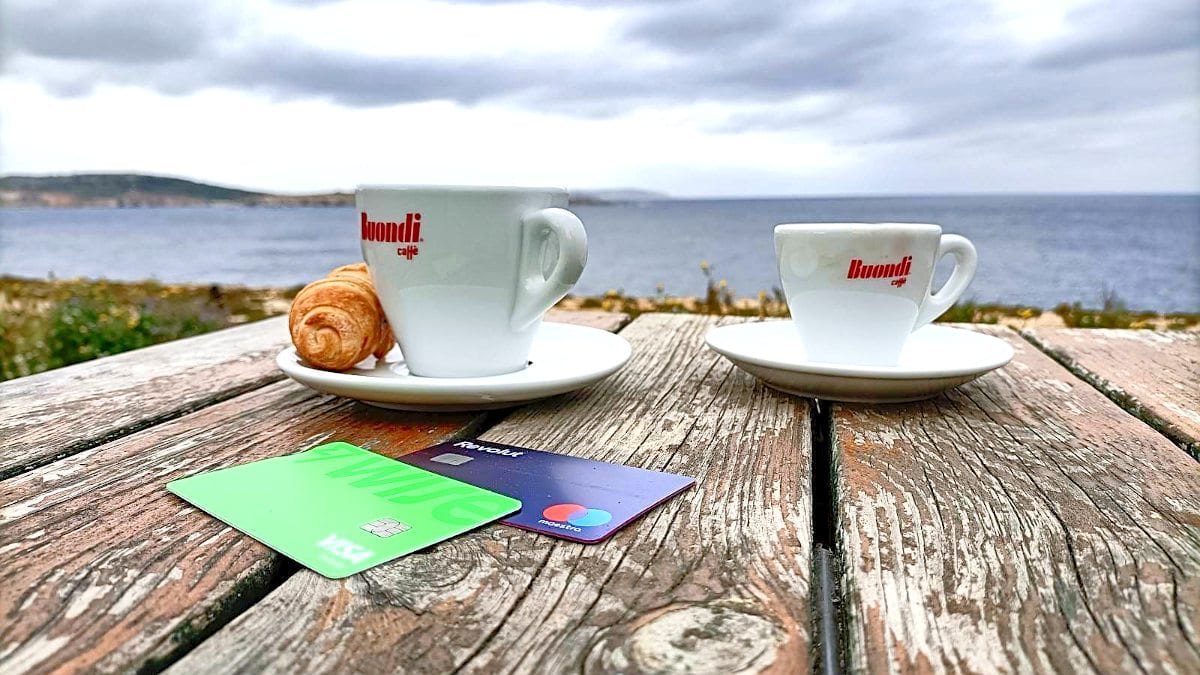 Pay for coffee with travel card