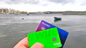 Revolut & Wise travel money cards