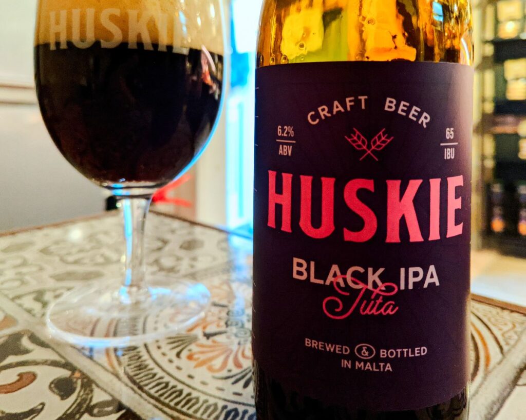 Huskie craft beer at Chalk Malta - solo