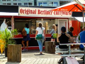 Original Berlin Currywurst